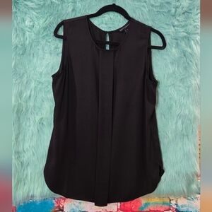 White House Black Market Black Sleeveless Front Pleated Blouse Size M